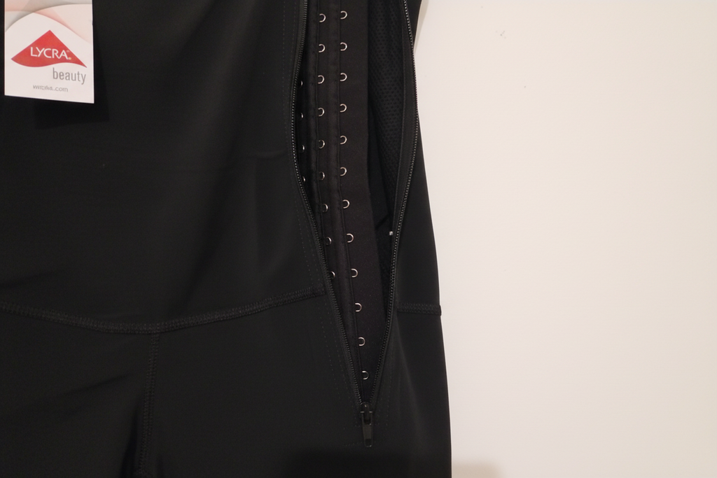 Gros plan crochets latéraux